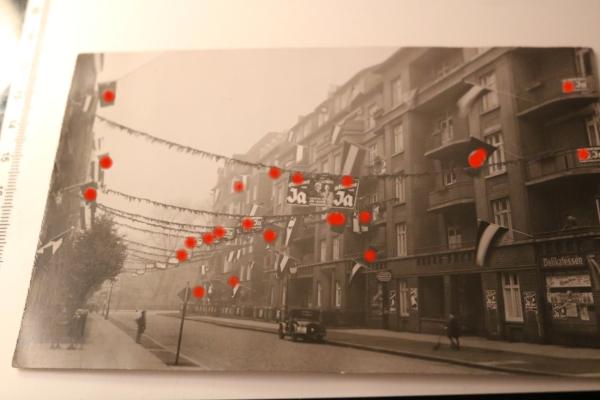 altes Foto - Bad Harzburg ? Herzburg ? Strassezug mit Fahnen, Wahlen 30er Jahre